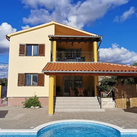 House Ana - Loborika, Pula, 4 Bedrooms * Loborika