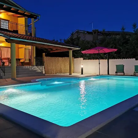 House Ana - Loborika, Pula, 4 Bedrooms * Loborika