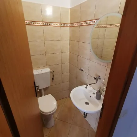 House Ana - Loborika, Pula, 4 Bedrooms Loborika